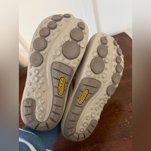 Women's Shanti Clog size 7 - Picture 4 of 7